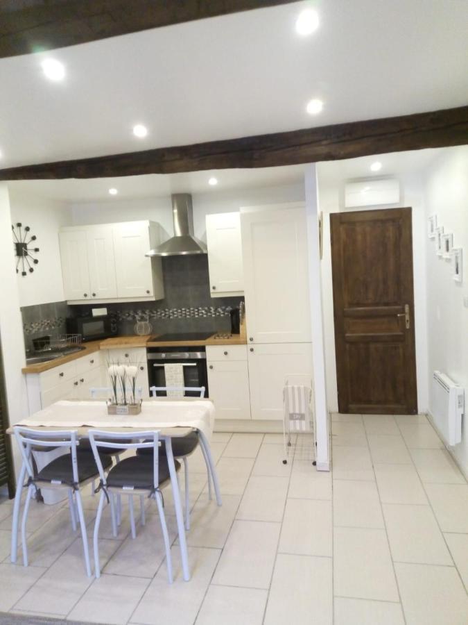 Maison De L'Amour Apartment Chardonnay Assignan Eksteriør billede